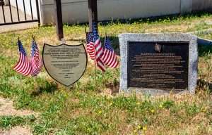 flags for veterans in Placerville Union Cemetery